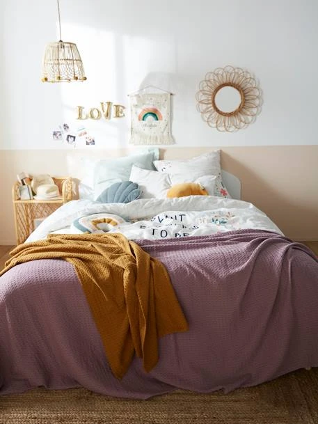 Honeycomb Bedspread – Image 3