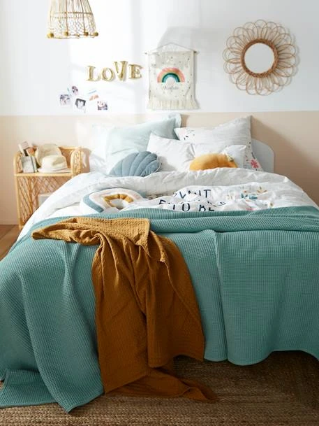 Honeycomb / Waffle Bedspread – Image 2