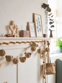 Light-Up Garland, Bear