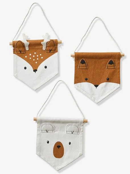 Pack Of 3 Animal Flags, Green Forest – Image 3