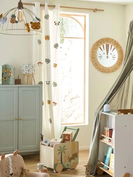 Sheer Curtain With Garland, Hanoi – Image 2