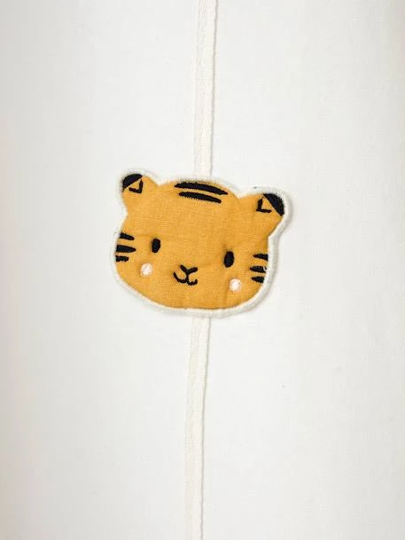 Sheer Curtain With Garland, Hanoi – Image 4